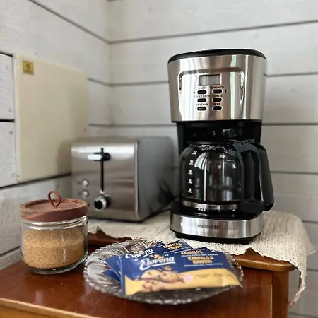 Gaesthuset Paradiset 拿乌维