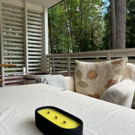 Gaesthuset Paradiset 拿乌维