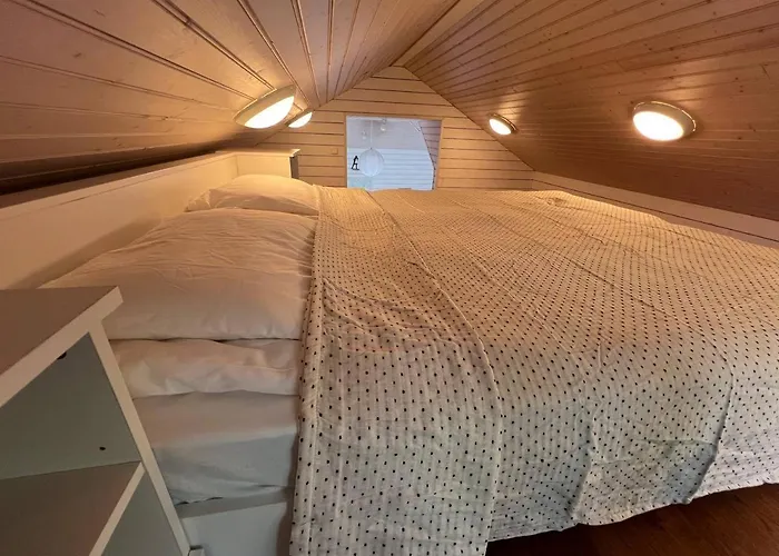 Gaesthuset Paradiset *